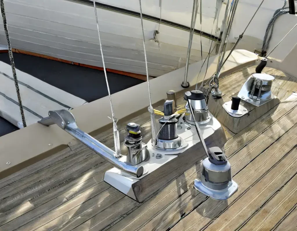 Gpn Yachting Reparation Navale Port De Bouc Realisation 26